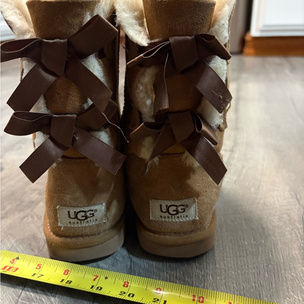 UGG Tan Boots with Brown Bows - Picture 2 of 4